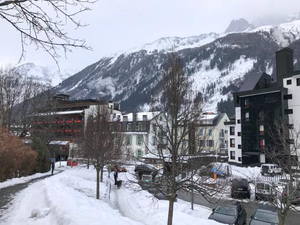 e34ee1f4-86a0-4b95-b4b4-59e132747ce3